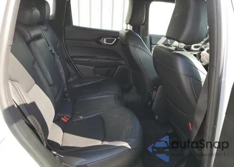 2025 Jeep Compass Trailhawk из США, поврежденный, VIN 3C4NJDDN1ST536705